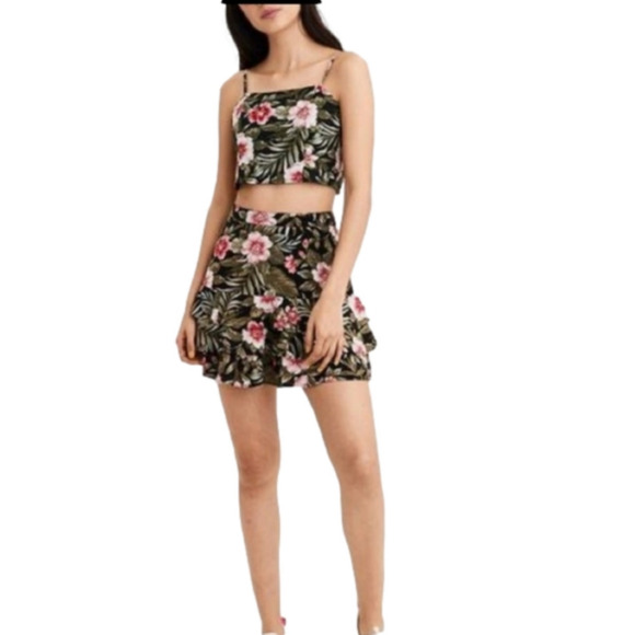 Y2K AMERICAN Eagle Tropical Floral Cropped Top  Ruffled Mini Skirt Co-Ord Set - Picture 1 of 16